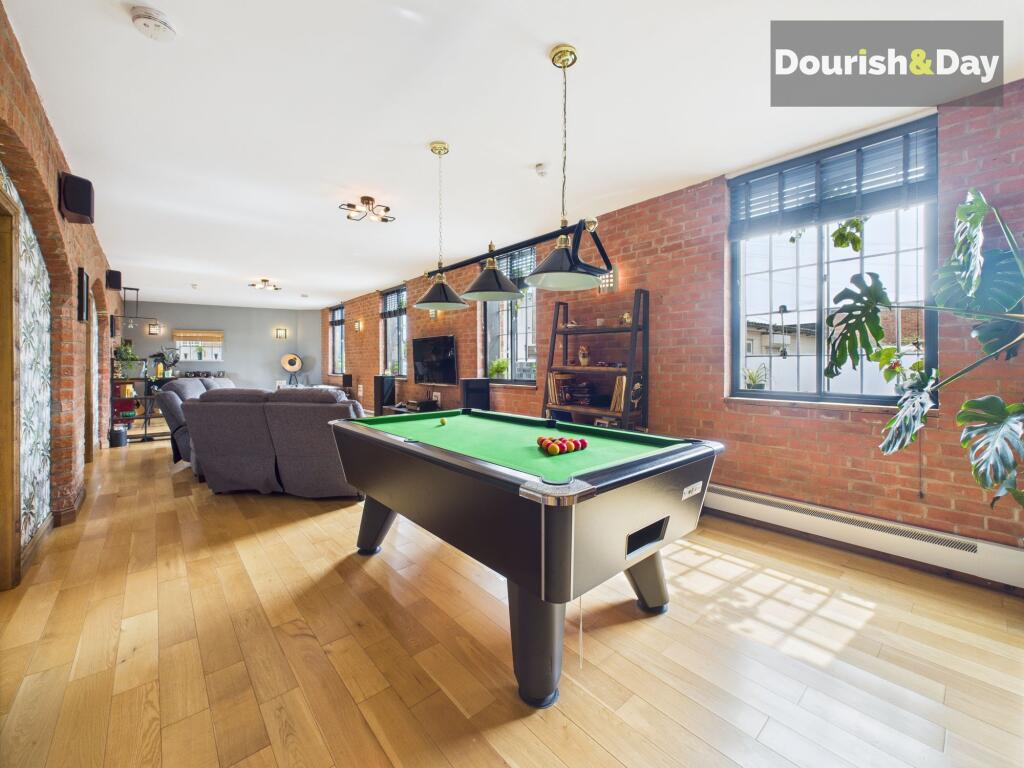 Living / Dining Room