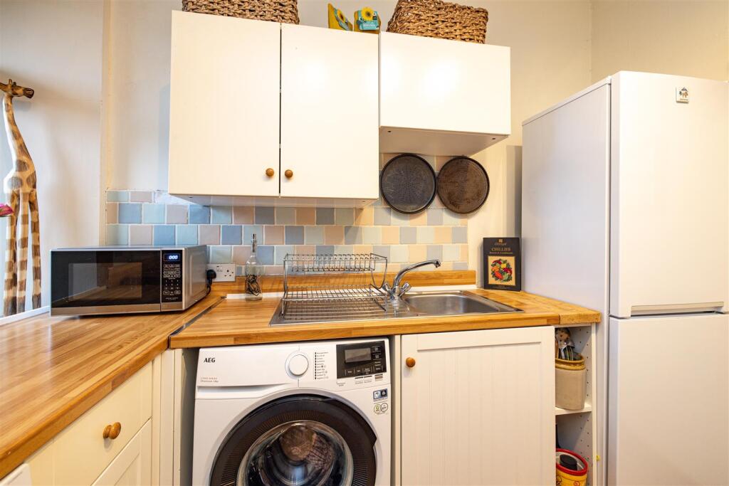 37 Kirkbrae Galashiels 14.JPG