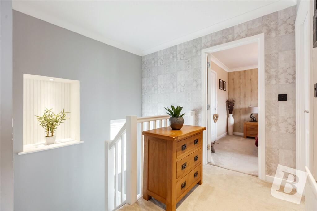 2nd Floor Landing