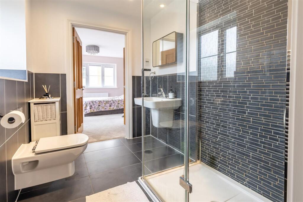 39 Kings Wood (15).jpg