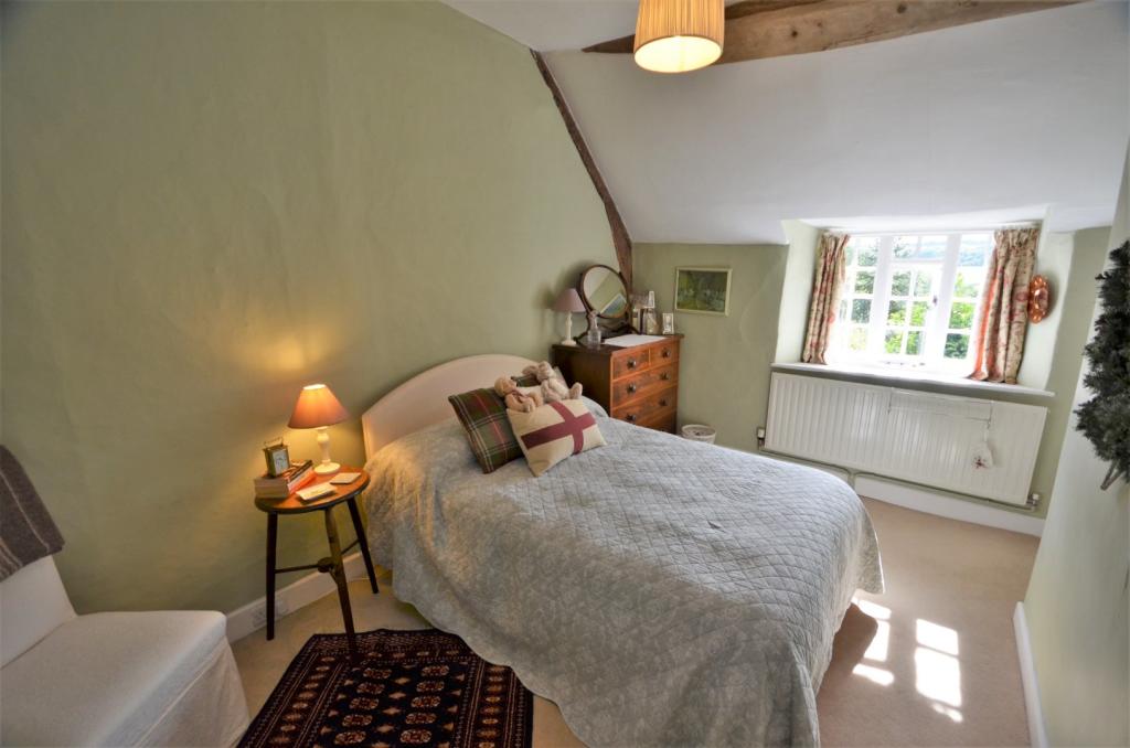 Seddons - Crediton