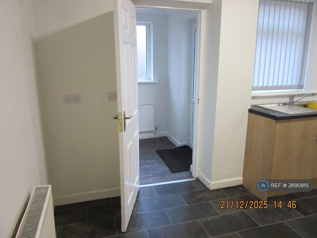Kitchen To Utility Room