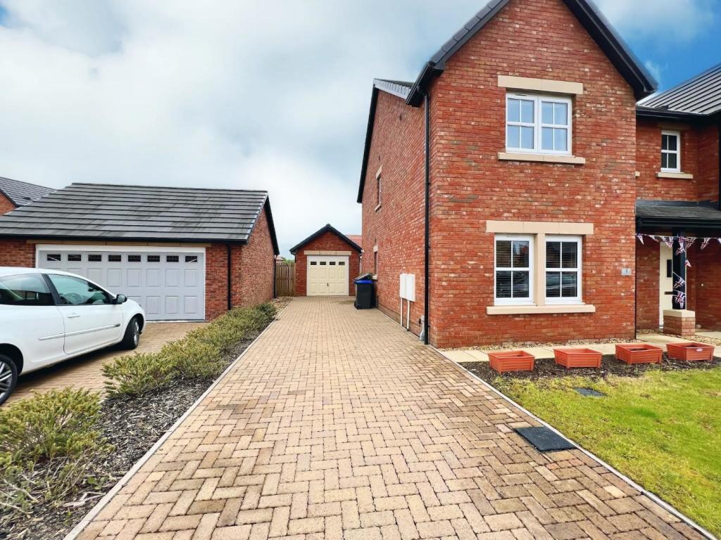 Driveway.jpg