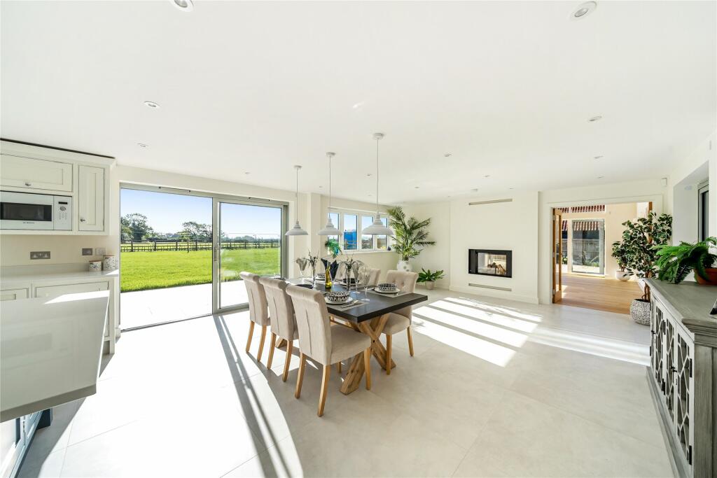 Dining / Family Area