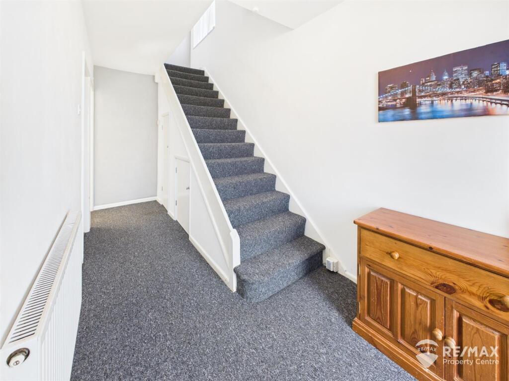 Entrance Hall.jpg