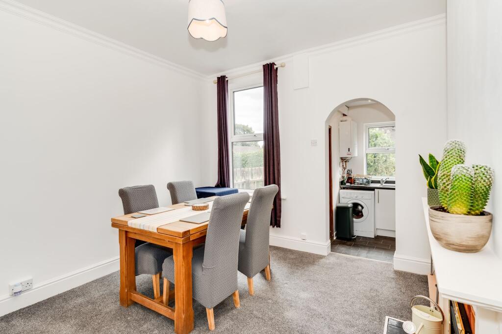 LIVING ROOM, KITCHEN AND DINER