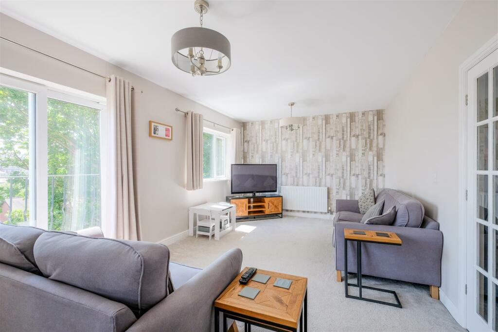 Living/Dining Room
