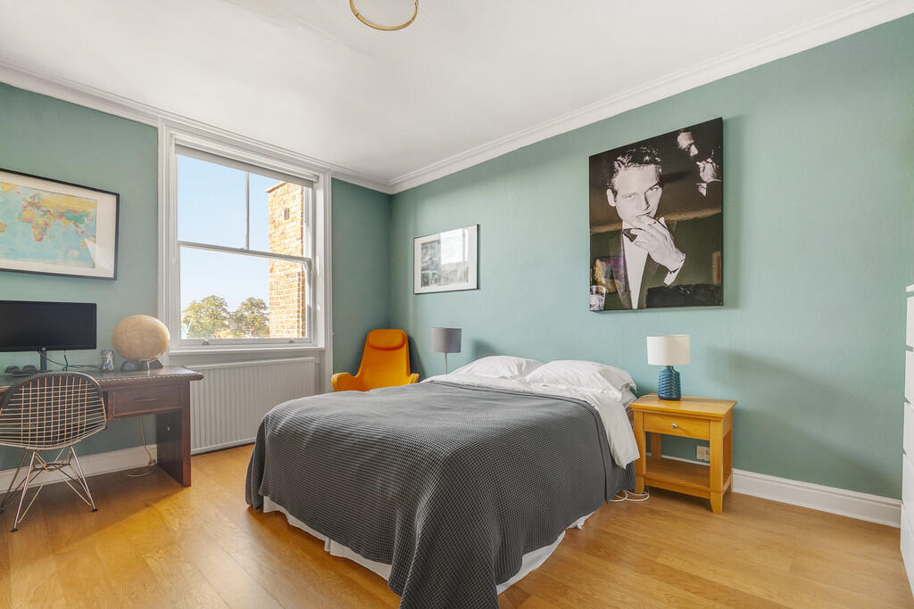 RedcliffeSquare64...