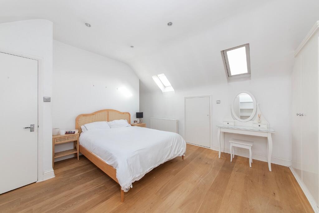 Main bedroom