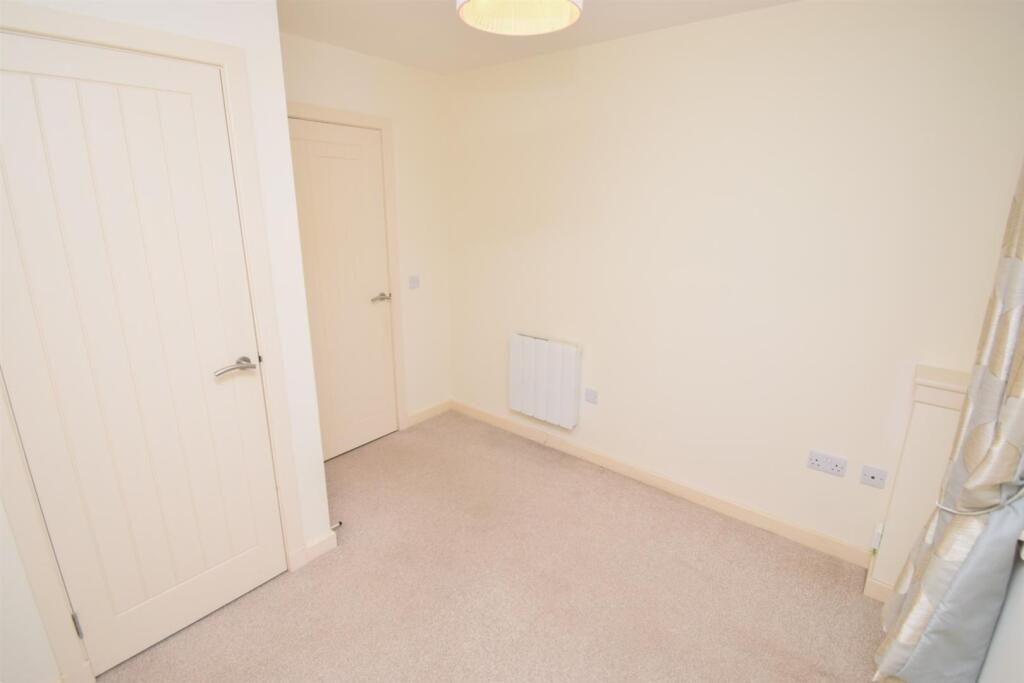 BEDROOM TWO (2)-2.jpg