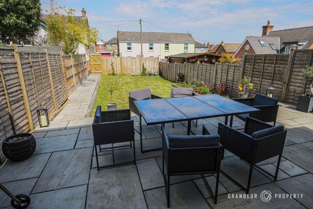 Garden.jpg