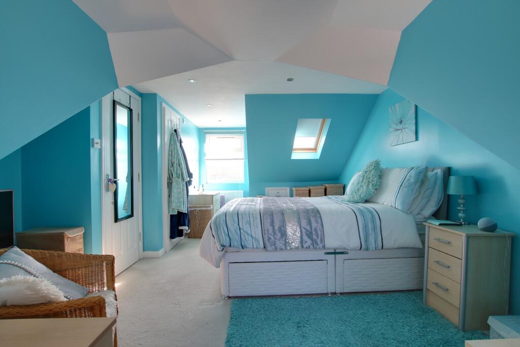 BEDROOOM ONE