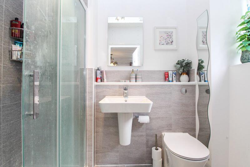 Bedroom One En-Suite