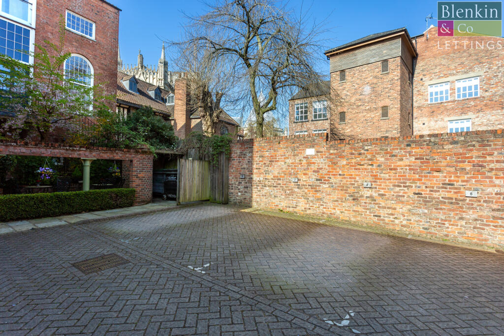 4 The Old Brewery-06_