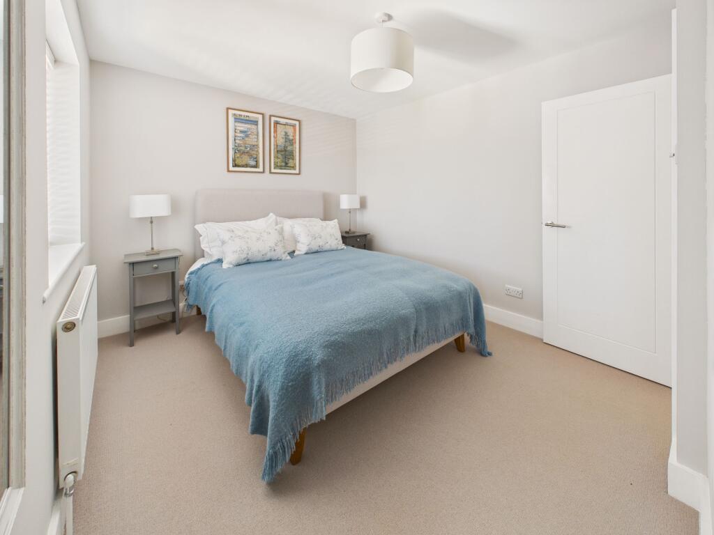 guest bedroom