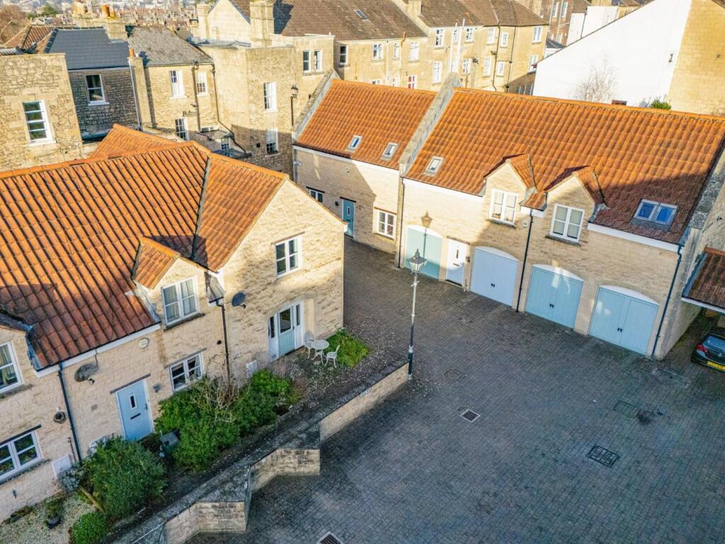 Front surroundings.jpg