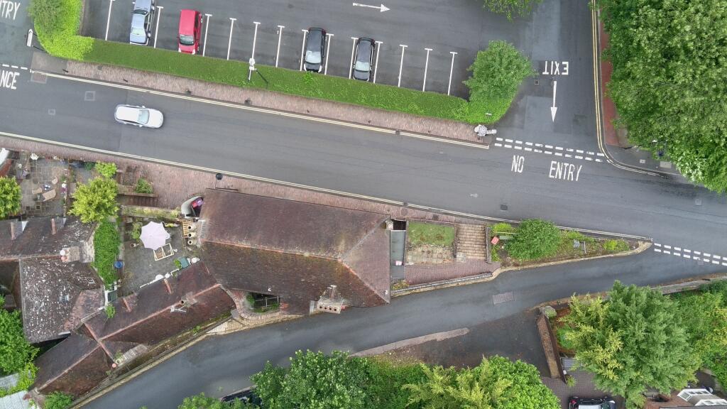 4760968 100DRONE SING0034 T202506122232.jpg