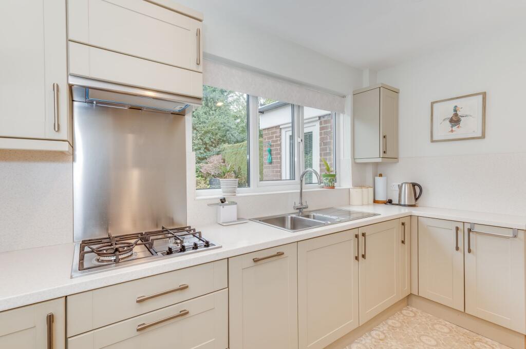 KITCHEN, DINER AND LIVING ROOM