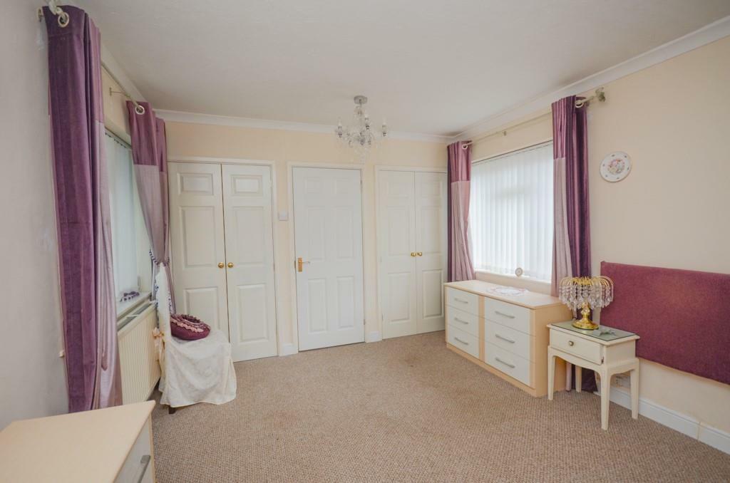 Bedroom one pic 2.jpg