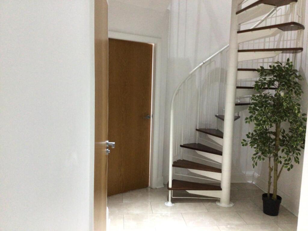 17 Amorella House - hallway 3.jpg