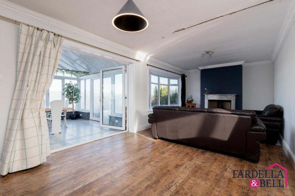 Living / Dining Room