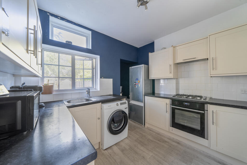 1357727-4-68d1889...