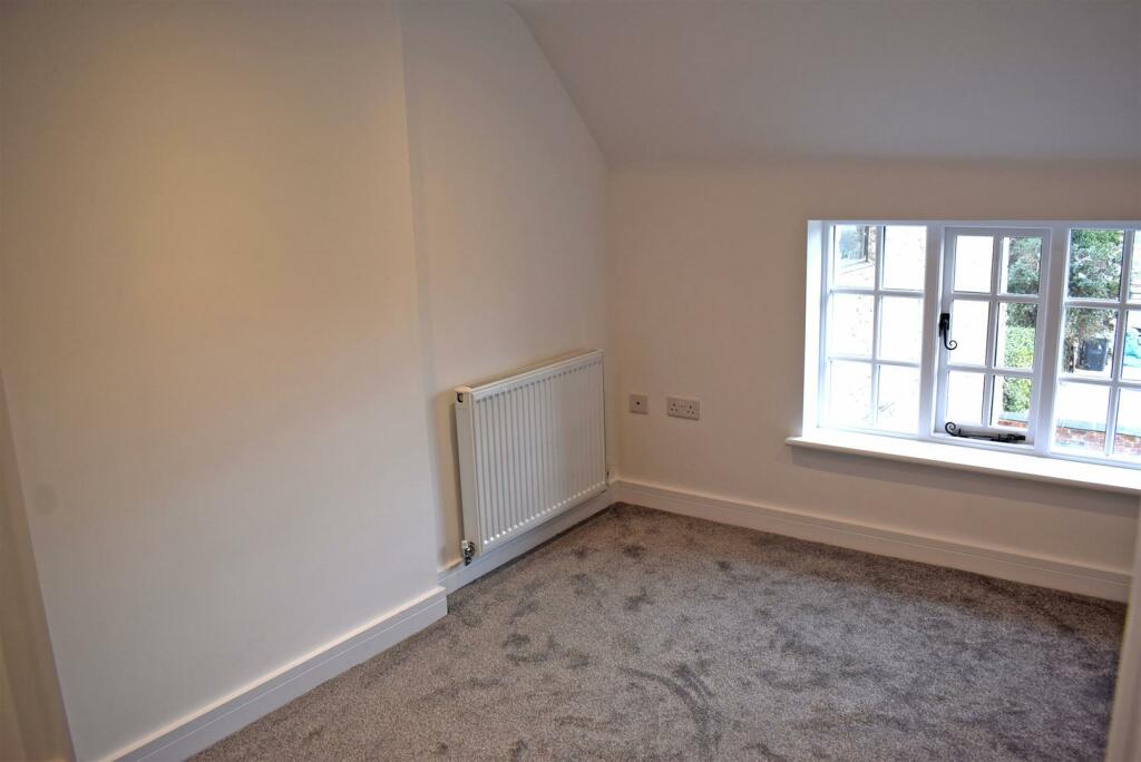 Bedroom 3.jpg