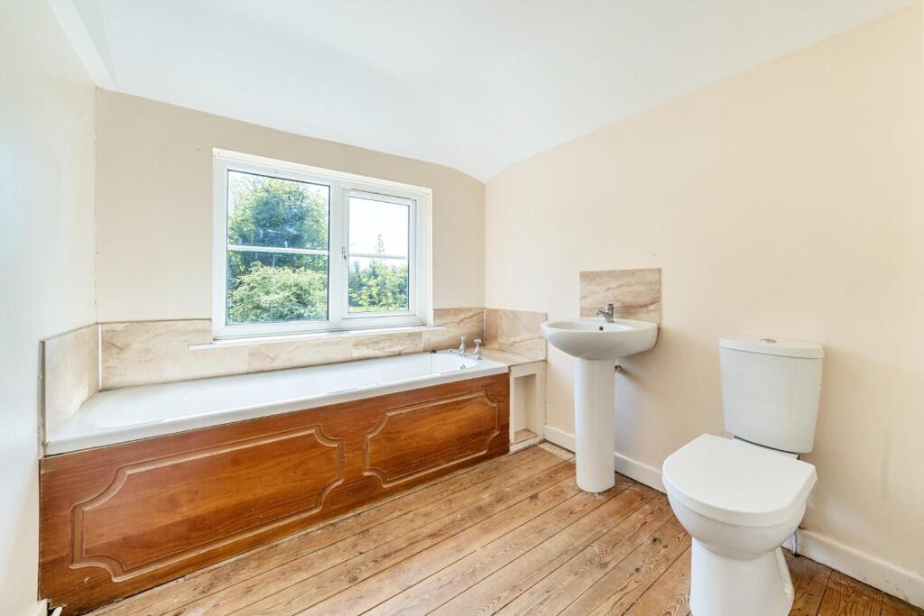 2nd view BATH &amp; SHOWER ROOM.jpg