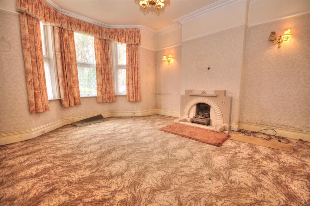 DSC_5533_Smooth 3.jpg