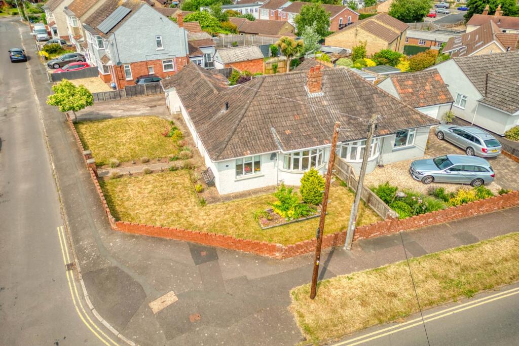 Ewemove Taunton - Eastwick Road (8)