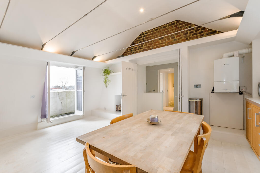 Airy Reception Room
