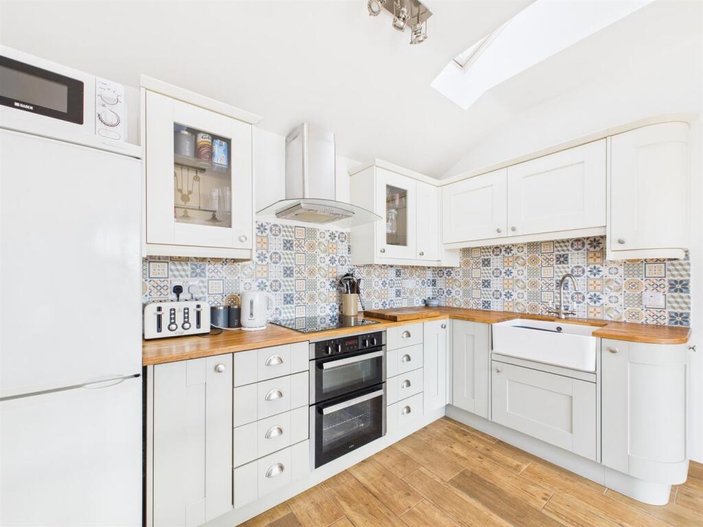 Open Plan Living / Kitchen