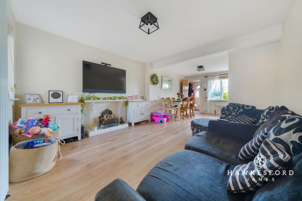 Station Row, Teynham - Lounge/diner