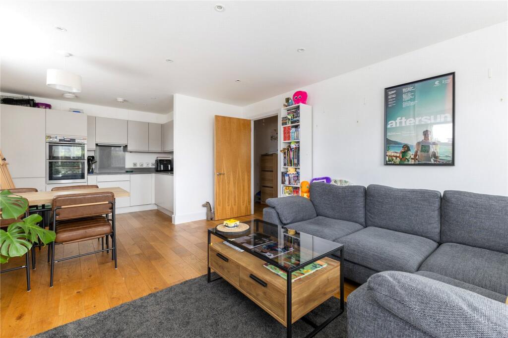 Kitchen/Sitting Room