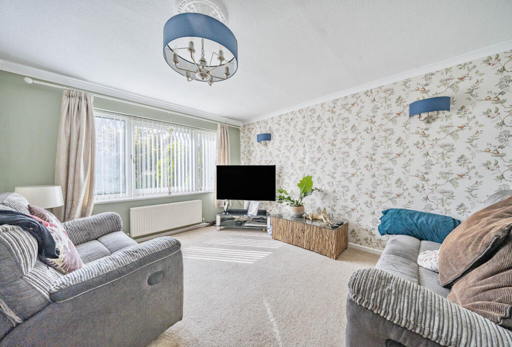 1298806-19-6839e7...