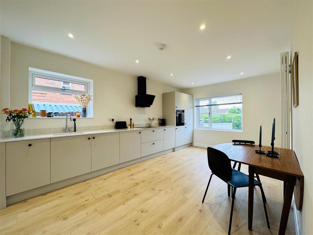 Kitchen Diner