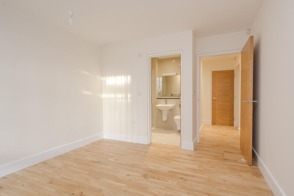 Principal Bedroom Alt