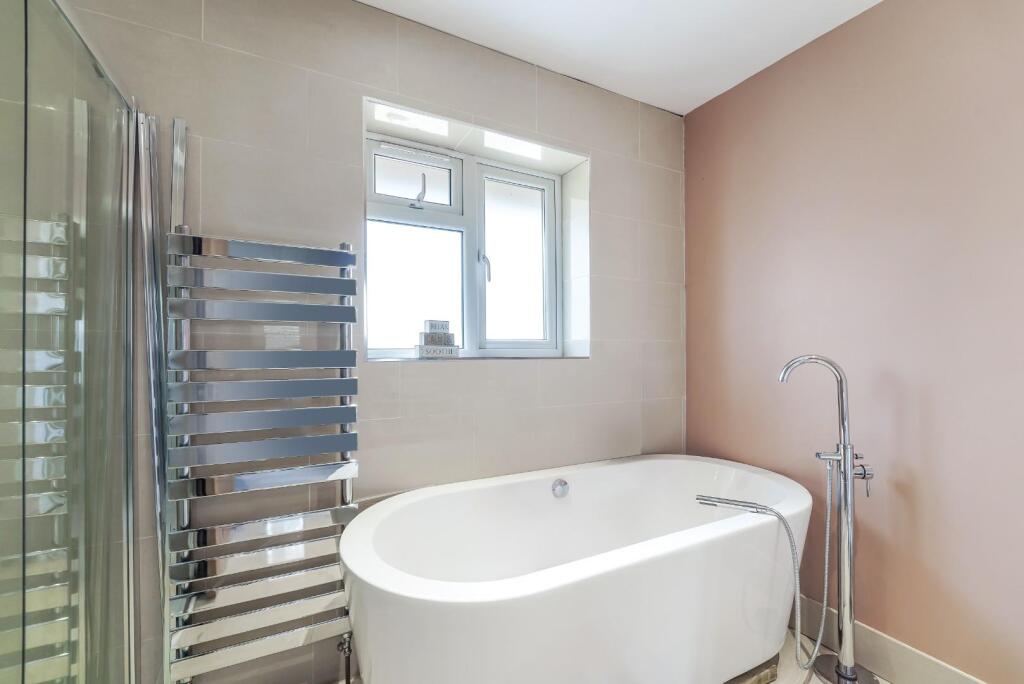 MERLAND RISE (18).jpg