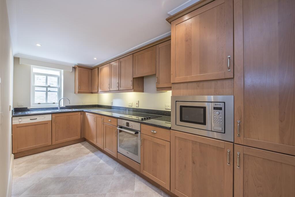 10-15-Courtfield-...