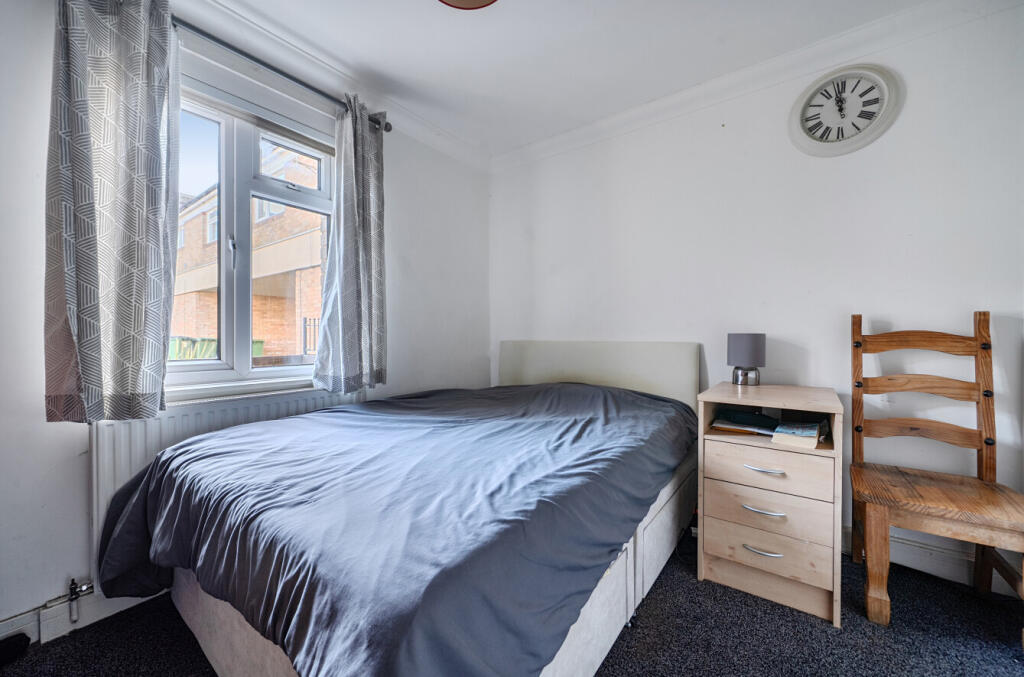 1396044-9-695e4e1...