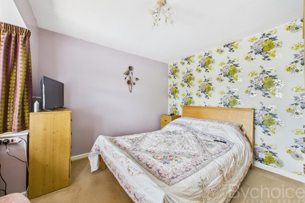 CAM05454G0-PR0045-STILL011