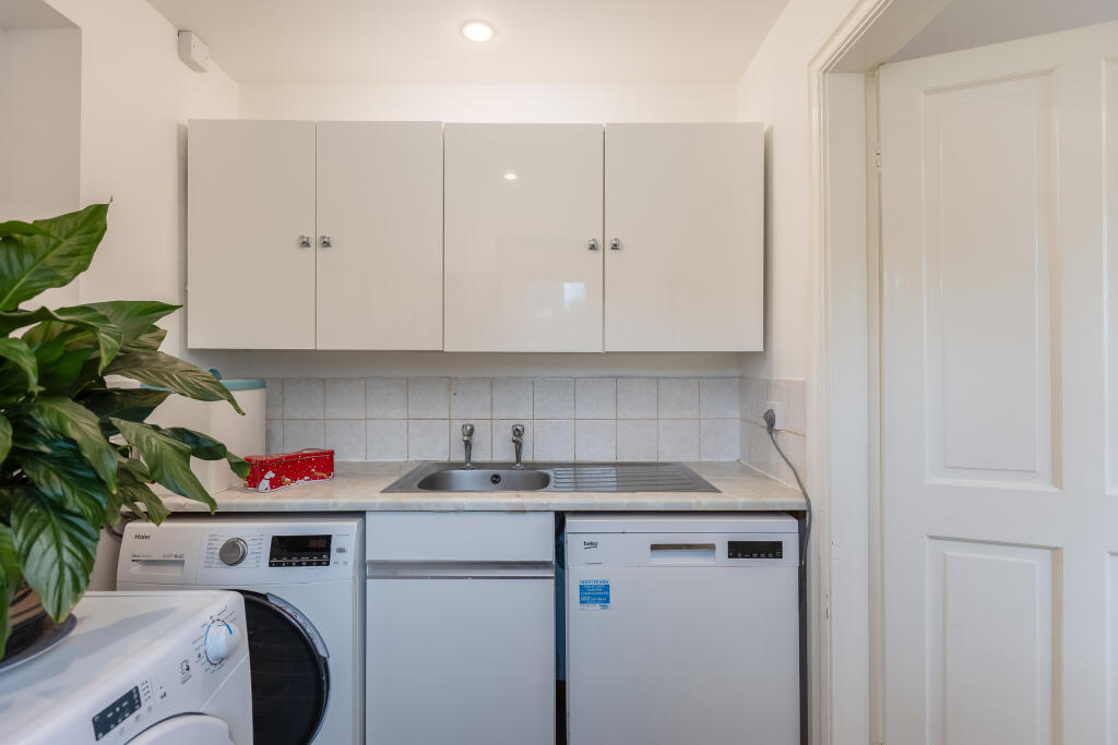 East View Utility Room-1