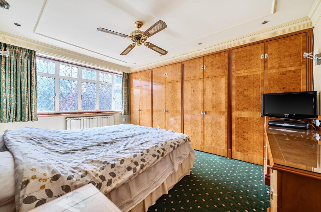 Davidson Frost-Wellings, DFW, Dalkeith Grove, Bedr