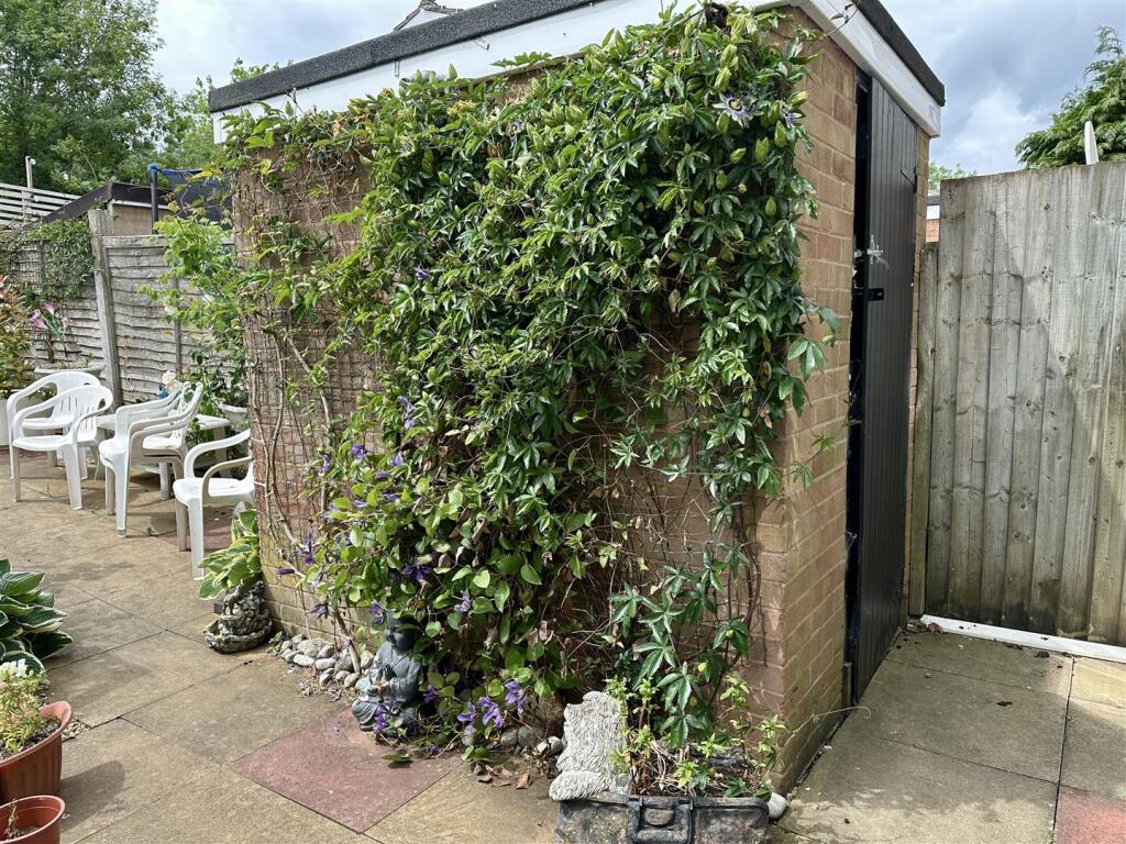 brick built shed