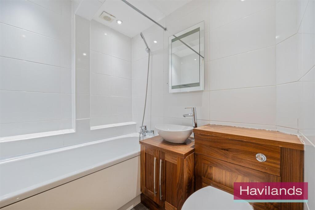 Harwoods Yard-14.jpg