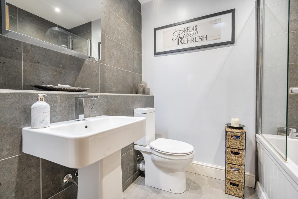 1368851568ed241f0617a