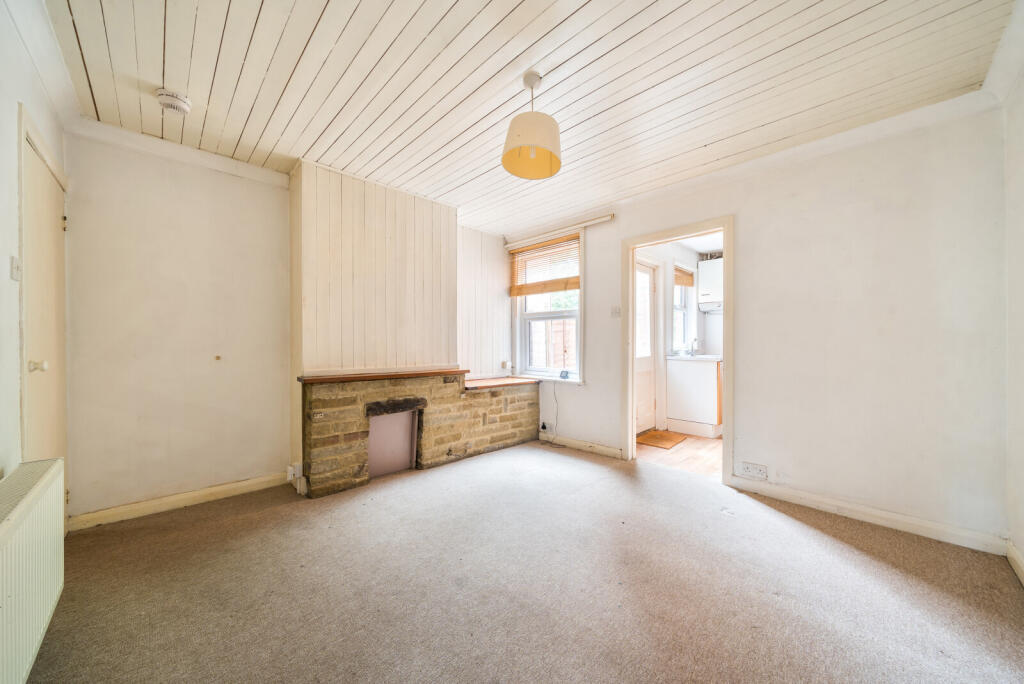 1320532-8-686bcde...