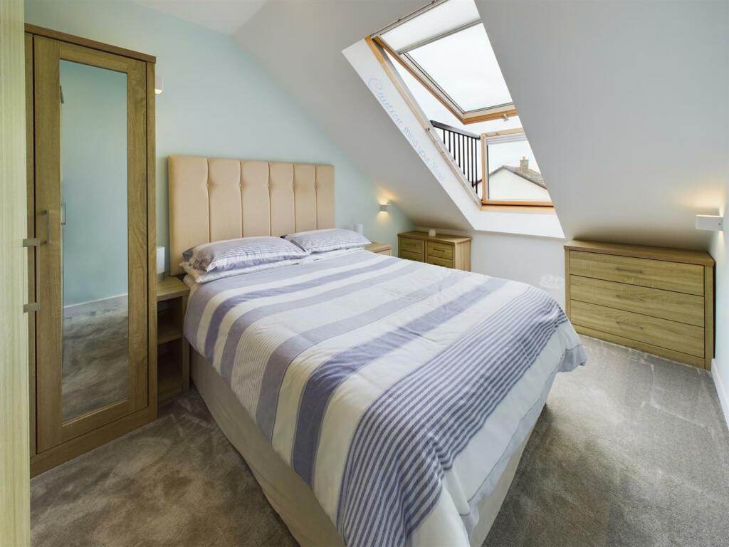 Annexe - 73 Pydar Close Bedroom