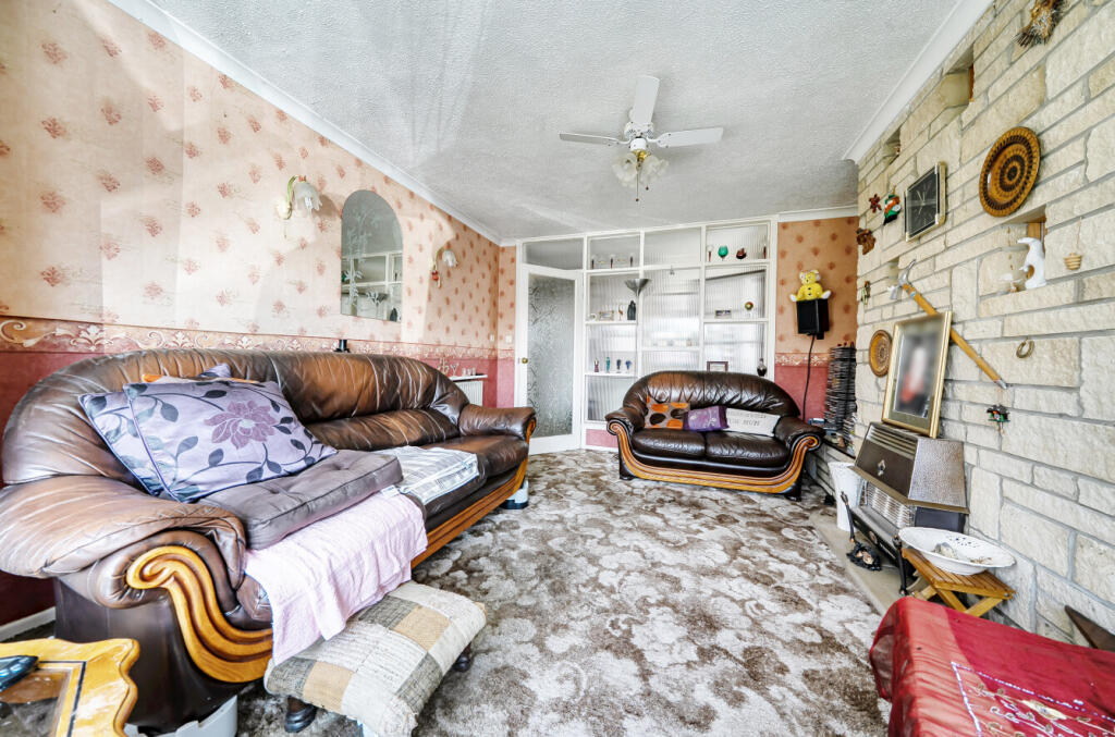 1355380468cd4603af433