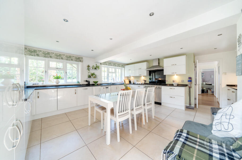 bfaadf83-ca2e-493...